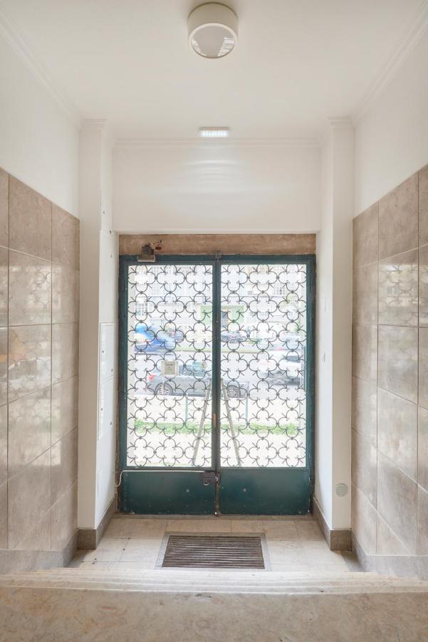 Light-Filled & Renovated Apartment, By Timecooler ลิสบอน ภายนอก รูปภาพ