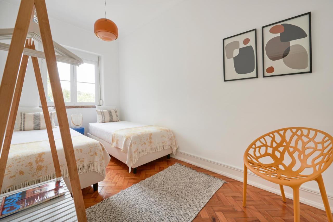 Light-Filled & Renovated Apartment, By Timecooler ลิสบอน ภายนอก รูปภาพ